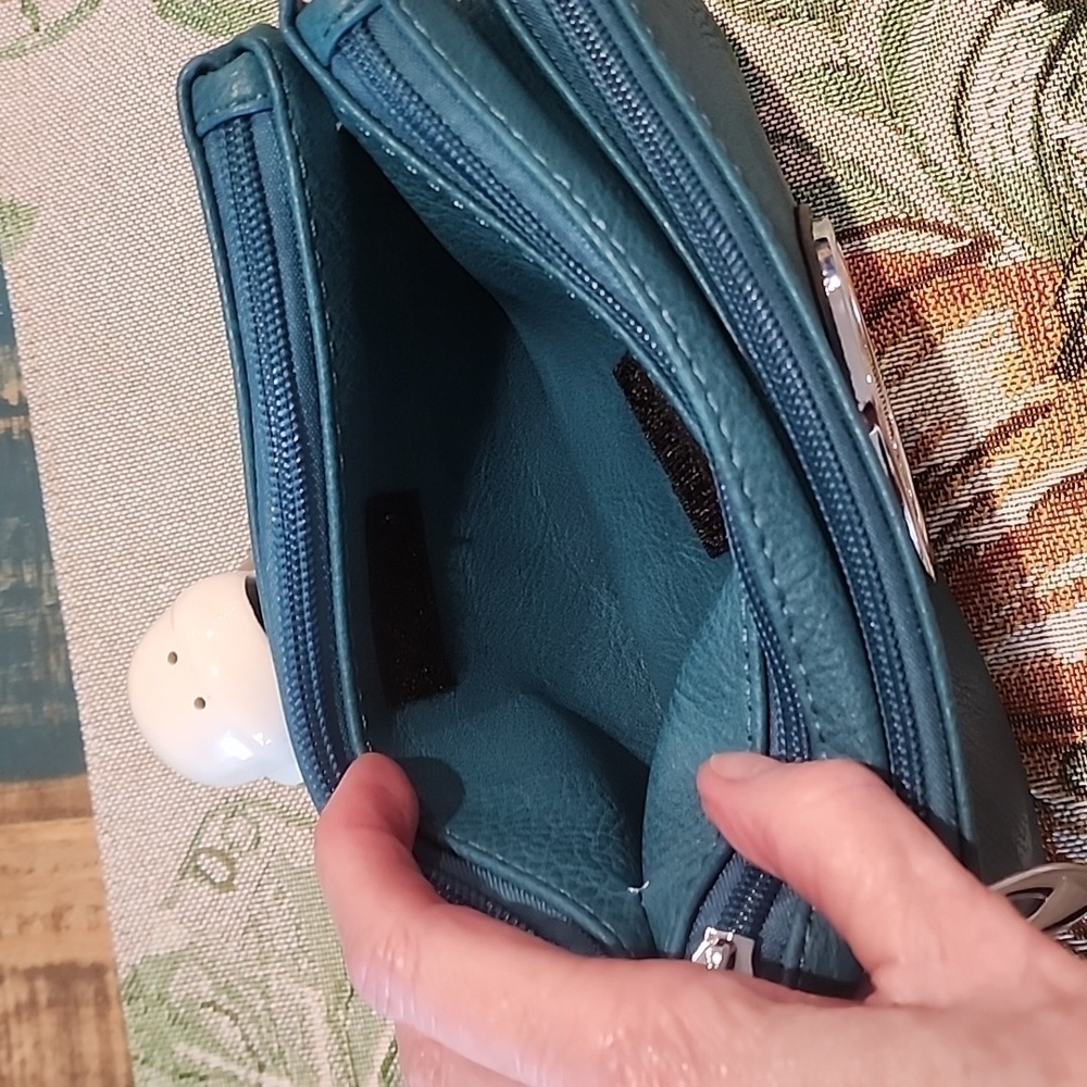 Teal Vegan Leather Crossbody or Clutch - Picture 9 of 12